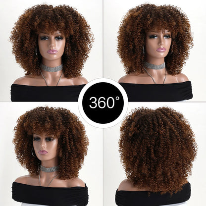 Vic – Peruca Afro Cacheada Castanha com Franja | Fibra Sintética Macia e Fofa, Sem Renda – Ideal para Festas, Cosplay e Uso Diário
